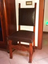 A Lecco coppia di Sedie dei primi del 900