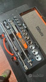 Beta 12 chiavi a bussola esagonali + cassetta