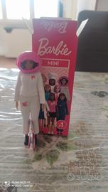 Mini Barbie 