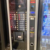 4 distributori automatici