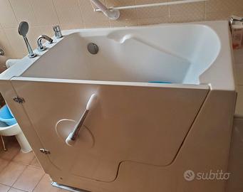 Vasca da bagno per disabili