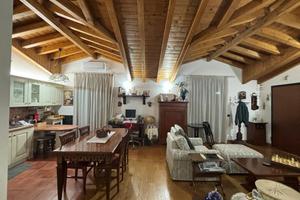 MORTARA CENTRO: AMPIO BILOCALE CON AUTORIMESSA