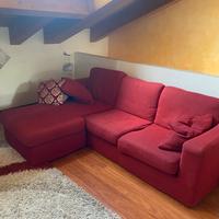 Divano Poltrone e Sofà rosso bordeaux con penisola