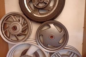 Cerchi in lega Scooter Moto Honda Yamaha Suzuki ec