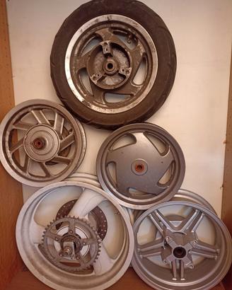 Cerchi in lega Scooter Moto Honda Yamaha Suzuki ec