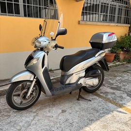 Honda SH 150 pgm-FI