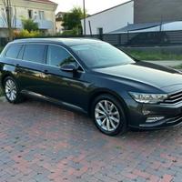 Volkswagen passat 2.0 tdi 150cv anno 2021