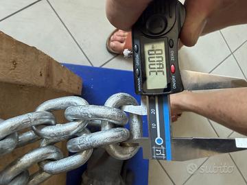 Catena zincata calibrata diametro 10  ISO