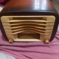 Radio antica a valvole