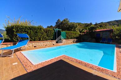 VILLA SINGOLA A CENTOLA