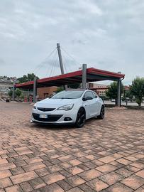 Opel astra j GTC cdti 165cv