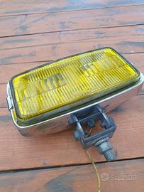 Fendinebbia giallo vintage.