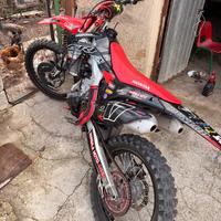 Honda crf 250 2016 red moto