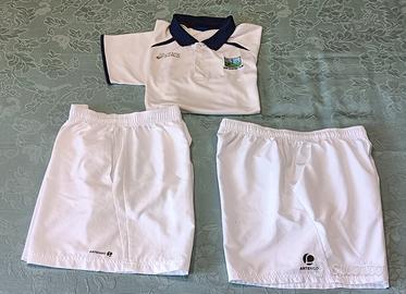 completo tennis,L,due pantaloncino e una tischirt