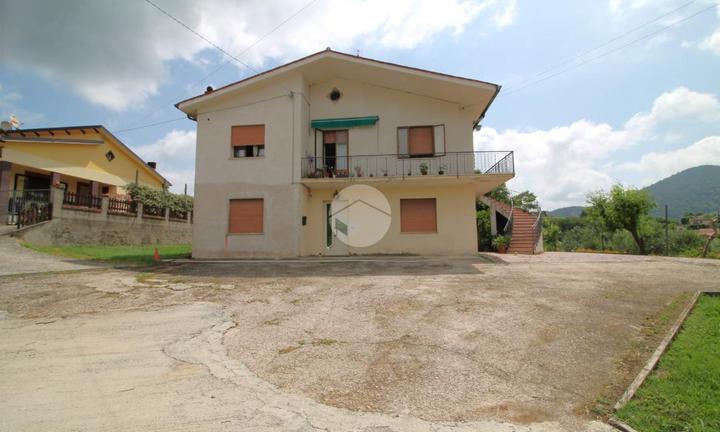 2 LOCALI A CINTO EUGANEO