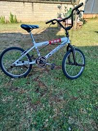Bici BMX 16