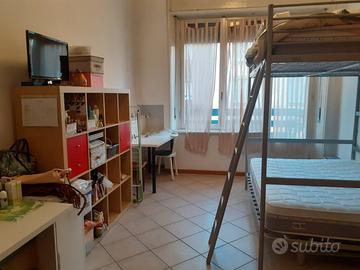 Posto letto in stanza doppia a Bovisa