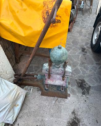 Pompa acqua manuale