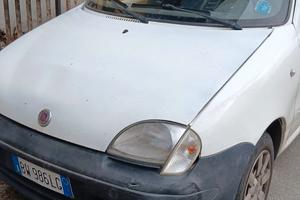 FIAT 600