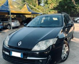 Renault Laguna 2.0 dCi 150CV SporTour 4Control