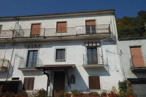 Appartamento di 100 m² con 4 locali a Pratella