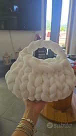 Borsa artigianale fatta a mano bianco