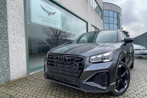 AUDI Q2 35 TDI S tronic Identity Black