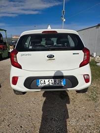 Kia Picanto 1.0 BENZ - 2020