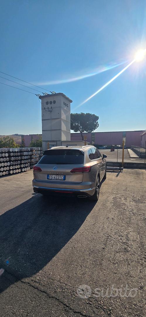 Volkswagen Touareg 2018 photo 3
