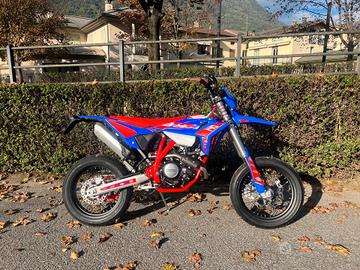 Beta RR 125 4T R Motard Blu 2026 NUOVA