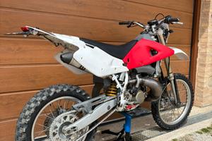 HUSQVARNA WR 250