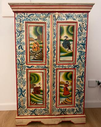 Credenza coloniale in legno dipinto a mano