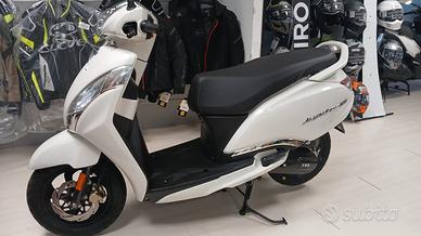 Tvs Jupiter 125 scooter
