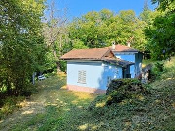 Casa indipendente tra i castagneti