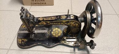 Macchina per cucire Singer anno 1896 mod. 27