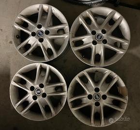 Cerchi lega Fiat Punto Sporting 6Jx15 H2 37
