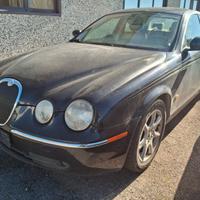 Jaguar S-type anno 2004 ricambi usati