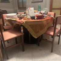 Tavolo allungabile con 6 sedie