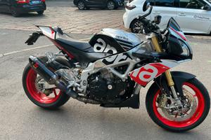 Aprilia Tuono V4