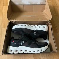 Scarpe on running
