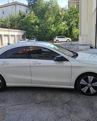  MERCEDES  CLA 200 4MATIC