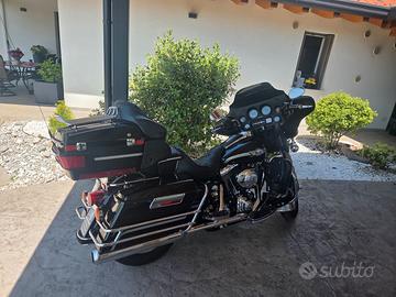 Ellectra glide ultra centenario