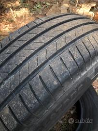 Ruote 235/65/17 estive