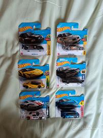 vari modellini hotwheels 