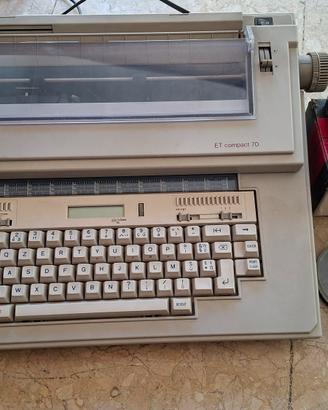 Macchina da scrivere elettrica vintage