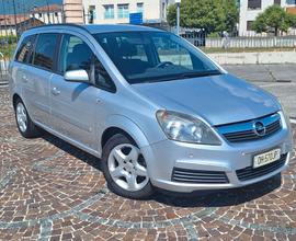 Opel Zafira 1.6 16V Twinport Cosmo