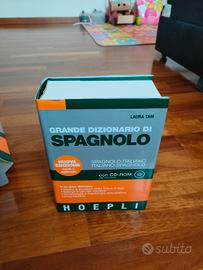 Grande dizionario di spagnolo Laura Tam