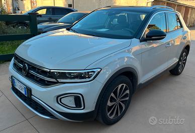 Volkswagen T-Roc 1.0 TSI 110 CV Style – Unico Prop