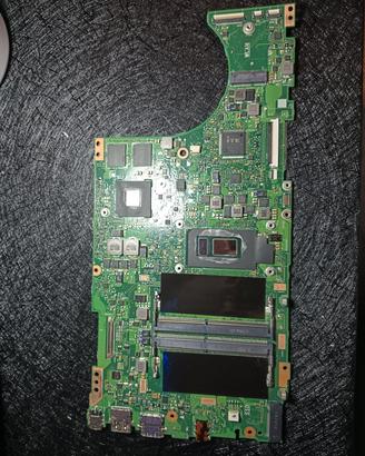 Scheda madre ASUS & NVIDIA 