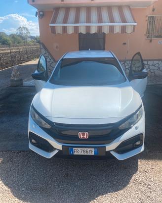 Honda Civic 1000cc-130cv 2018 Full Optional.